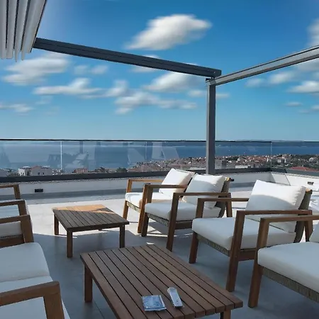 Ivano With Pool & Jacuzzi * Trogir